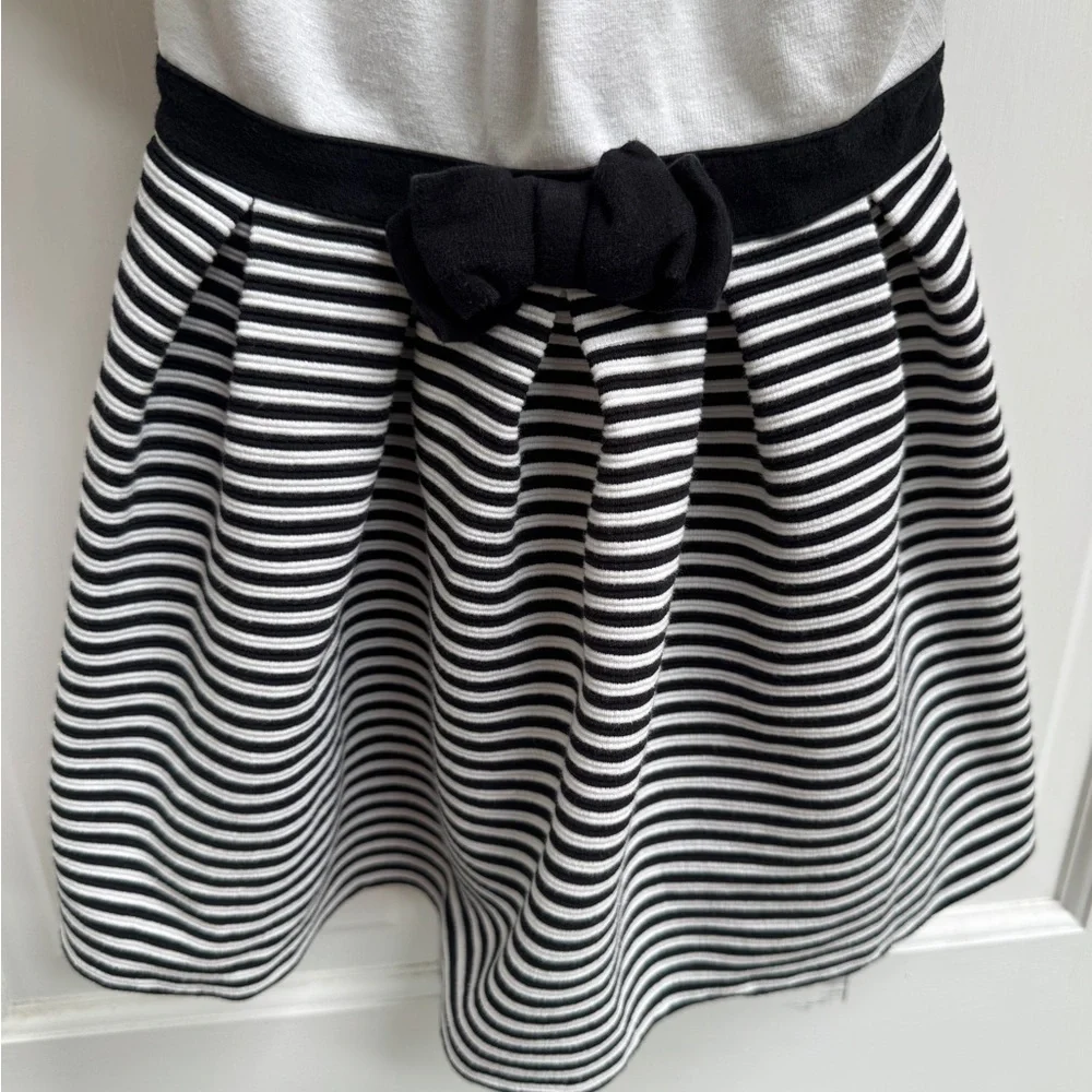 Gymboree 3T Girls Black & White Stripe Dress with Puff Cap Short Sleeves